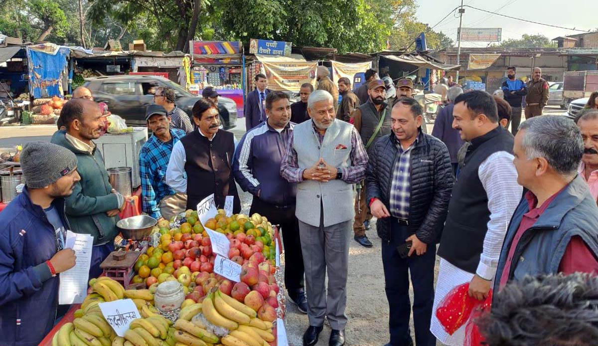 Former Minister, Sham Lal Sharma, DIG Shakti Pathak and others during the inauguration of Sanskrit Market at Ware House-Nehru Market in Jammu on Tuesday.