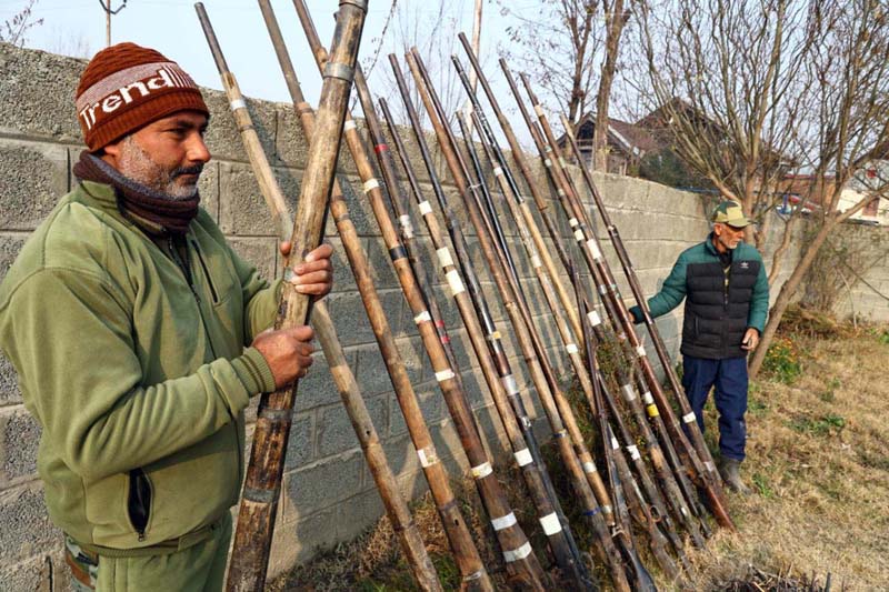 Hunting weapons seized by Wildlife Deptt from a wetland in North Kashmir's Sopore. -Excelsior/Aabid Nabi