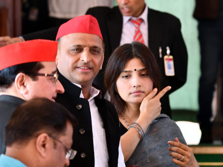 Dimple Yadav Takes Oath As Lok Sabha Member Daily Excelsior