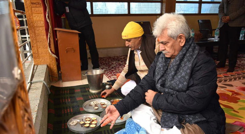 LG Manoj Sinha pays obeisance at Mata Zeashta Devi temple in Srinagar on Thursday.