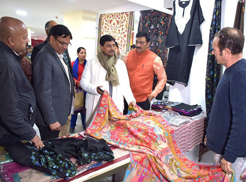 Member KVIC, Nagendra Raghuvanshi during visit to PMEGP Expo in Jammu.