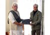 Lt Governor Manoj Sinha during meeting with K K Gandhi, acclaimed artist and painter in Jammu.