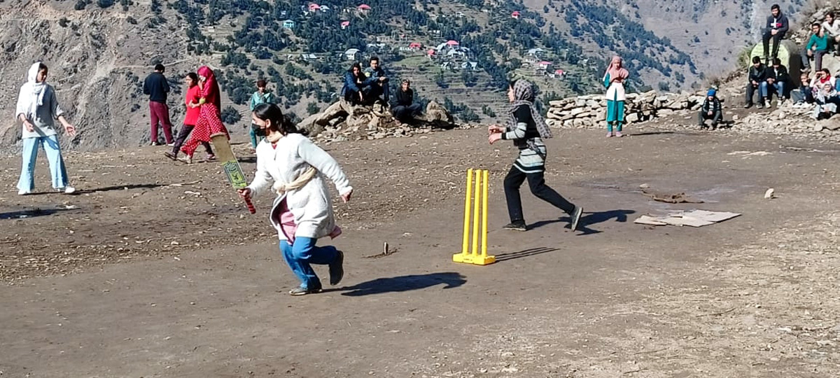Players in action during the match at Patimhal in Kishtwar on Monday.