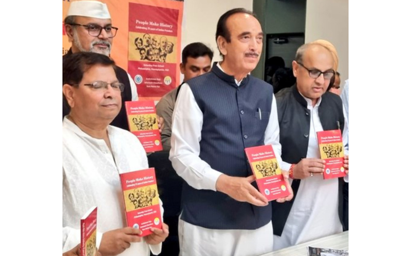 Former J&K Chief Minister and DPAP chairman, Ghulam Nabi Azad releasing a book at a function in Delhi.