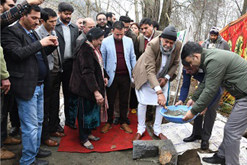 Union Minister laying foundation stone for Frozen Semen Station at Ganderbal.