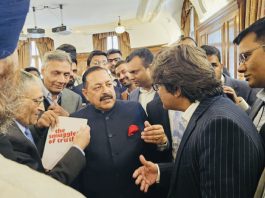 Union Minister Dr Jitendra Singh in an informal interaction with Indian Diaspora at London on Saturday.