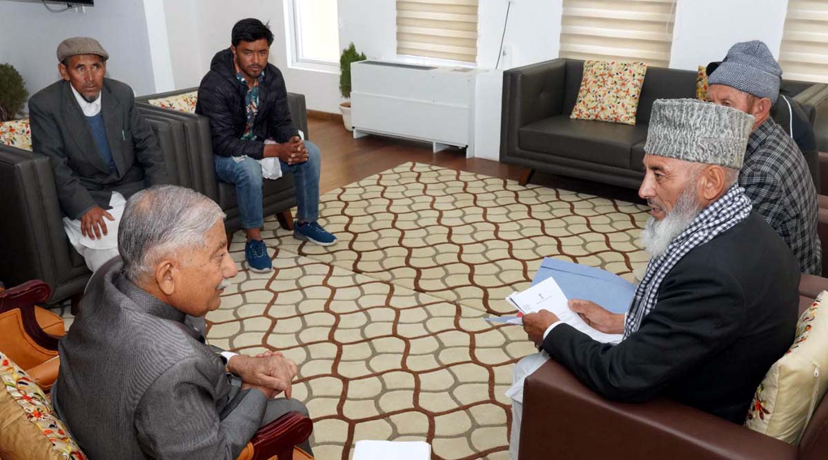 Members of a delegation discussing issues with LG Ladakh Brigadier (Dr) BD Mishra (Retired) at Raj Niwas, Leh.