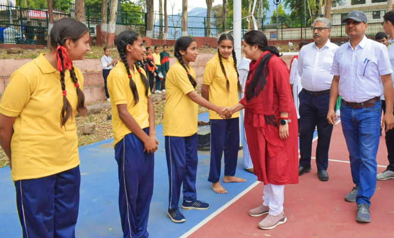 DC Reasi Babila Rakwal interacting with Volleyball players during inter-zone sports meet.