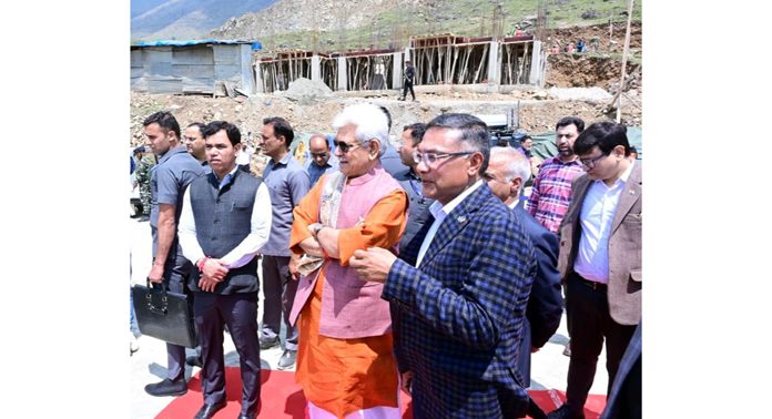 LG Manoj Sinha during inspection of ongoing construction work at Zewan.