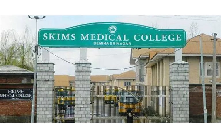 NMC Issues Show Cause Notice To SKIMS Medical College - Daily Excelsior