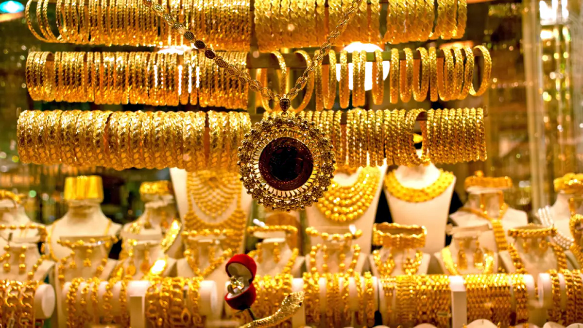 gold price today: Gold declines Rs 200; silver remains flat - The