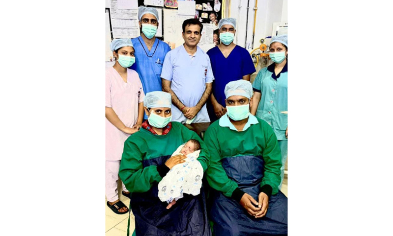 Tiny baby girl born weighing 400 gm survives in Udaipur