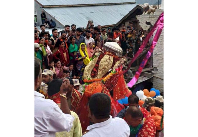 Machail Yatra: Chhari Reaches Chandi Mata Temple - Daily Excelsior