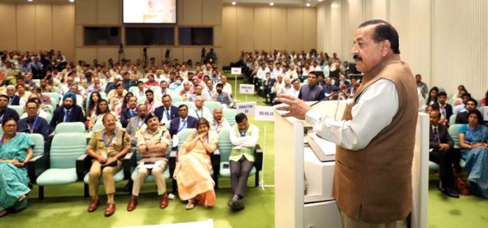 Union Minister Dr. Jitendra Singh speaking after presenting 