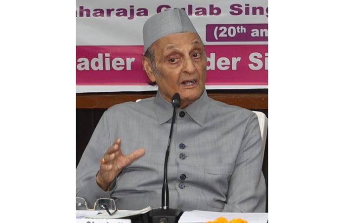 Contribution of K Natwar Singh significant: Karan Singh