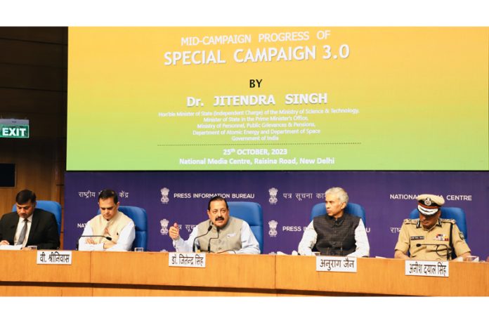 Union Minister Dr Jitendra Singh, flanked by Union Secretaries of MoRTH, Administrative Reforms and School Education respectively and DG ITBP, addressing a press conference at National Media Centre, New Delhi on Wednesday.