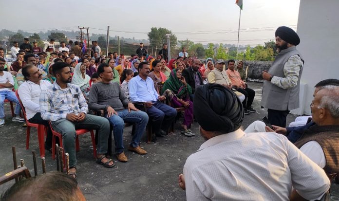 Apni Party leader, Manjit Singh addressing workers’ meeting at Samba.