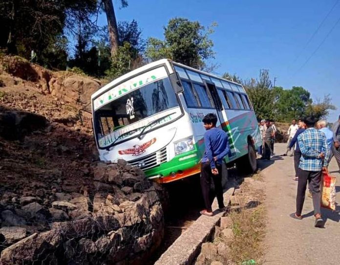 Mini-bus which met with an accident at Ramnagar on Friday.
