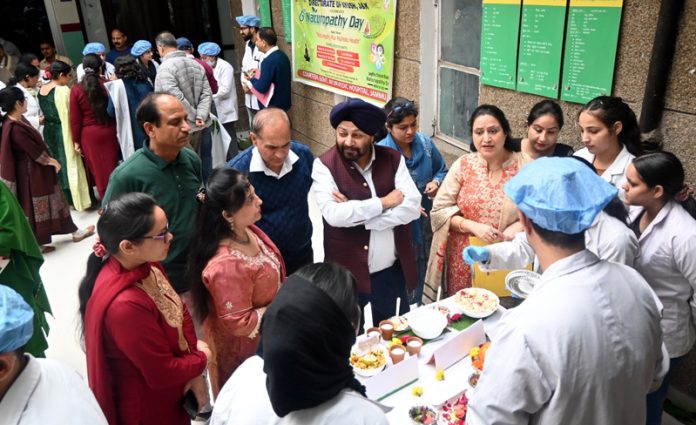 Director Ayush J&K Dr Mohan Singh and other Ayush officers during Naturopathy Day celebrations at Government Ayurvedic Hospital, Jammu.