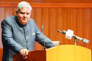 VP Dhankhar Exhorts IIT Kanpur Students To Find Solution For Stubble ...