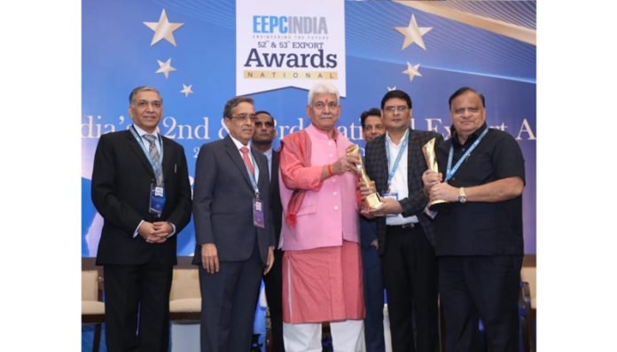 LG Manoj Sinha giving away National Export Awards in New Delhi on Tuesday.