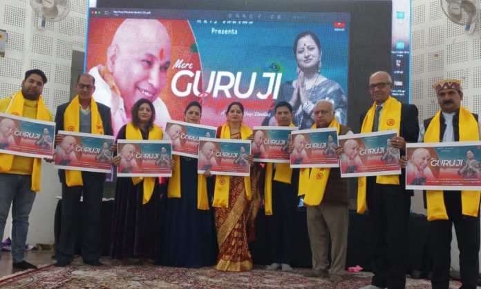 Dignitaries releasing devotional song by Arti Sharma at Jammu on Saturday.