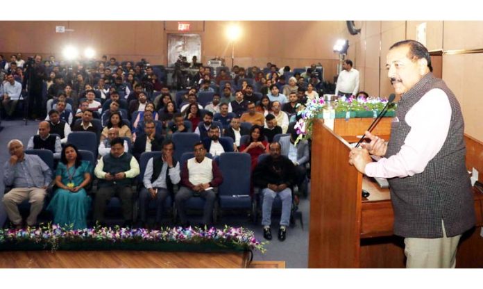 Union Minister Dr. Jitendra Singh speaking after inaugurating the 'National Plant Computational Biology & Bioinformatics Facility' at National Institute of Plant Genome Research (NIPGR) at New Delhi on Wednesday.