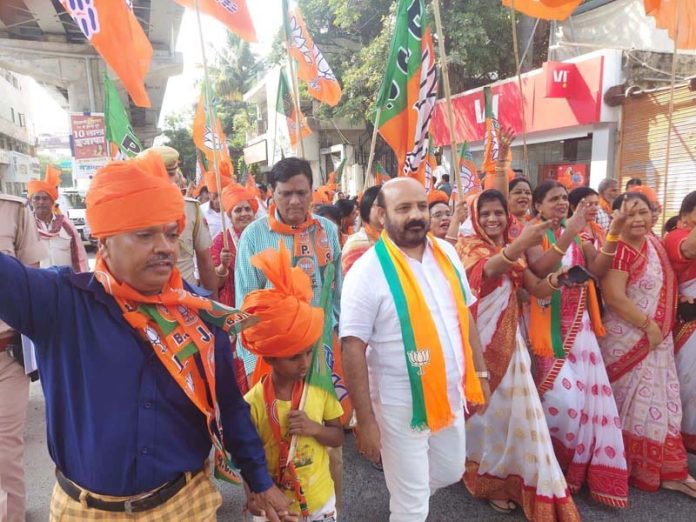 Former Minister and senior BJP leader in an election rally at Ajmer Rajasthan on Friday.