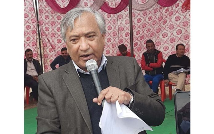 CITU and CPIM senior leader and former MLA Mohammed Yusuf Tarigami talking to reporters at Kathua on Sunday.