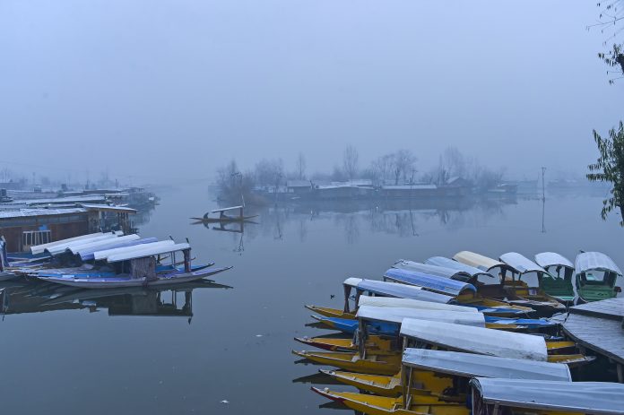 Night Temperatures Continue To Plummet In Kashmir, Pahalgam Coldest Place In Valley