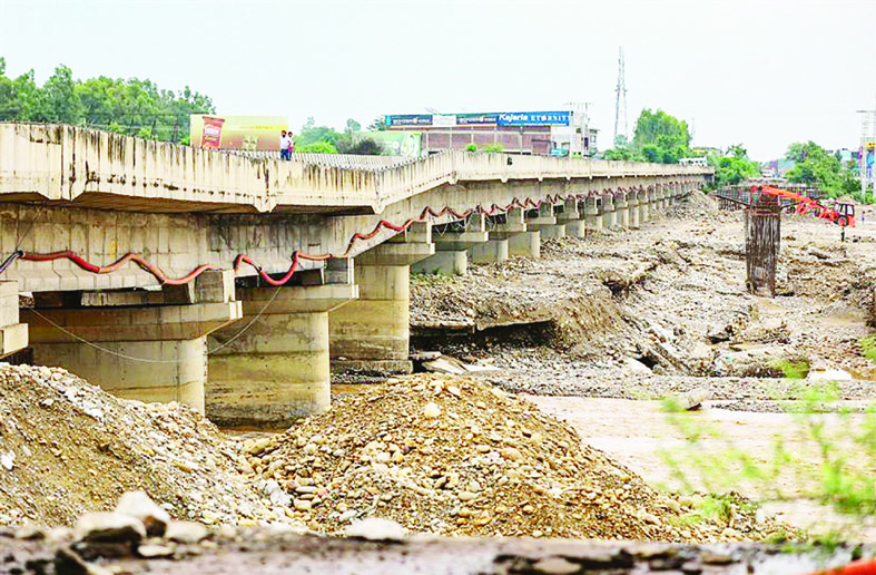 Flood wash away Kathua Bridge