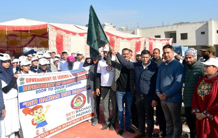 DC flagging off mega awareness rally at Rajouri on Tuesday.