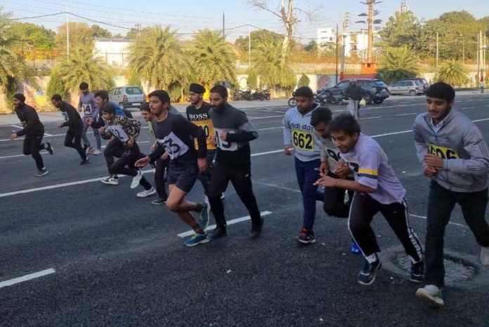 Students of Government Polytechnic Jammu taking part in road race at Jammu.