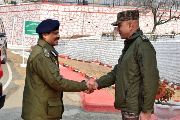 DGP Swain Visits Victor Force Awantipora; Appreciates Synergy Between Forces