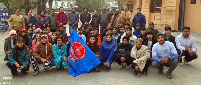 J&K contingent for National Youth Festival posing for group photograph.