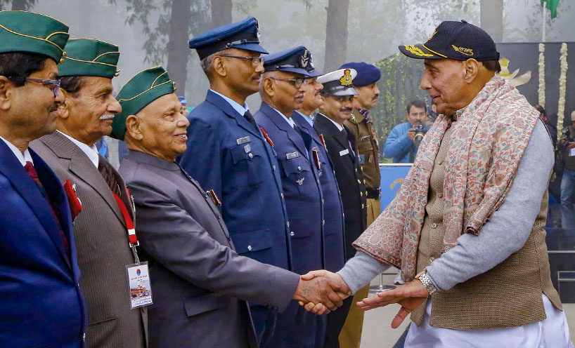 Modi Govt Leaving No Stone Unturned To Ensure Well-Being Of Armed Forces  Veterans: Rajnath - DailyExcelsior