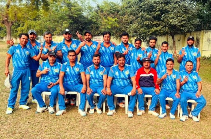 University of Jammu team posing for group photograph before the match.
