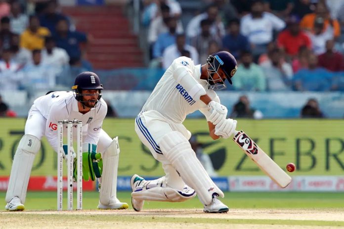 Yashasvi Jaiswal playing a shot against spinner on the 1st day of test match against England.