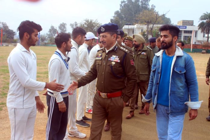 SSP Udhampur, Joginder Singh interacting with players on Sunday.
