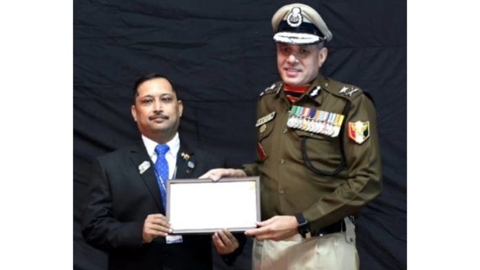 IG BSF Jammu D K Boora giving certificate of appreciation to Rameshwar Singh Jamwal, Judo Coach of BSF School for his outstanding contribution to women’s sports development and active role in empowering women Judo players and fostering sense of equality in sports.