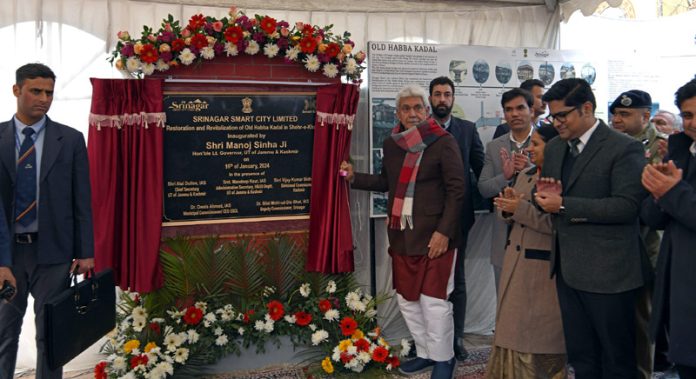 LG Manoj Sinha laying foundation stone of Jhelum Riverfront Phase II. —Excelsior/Shakeel