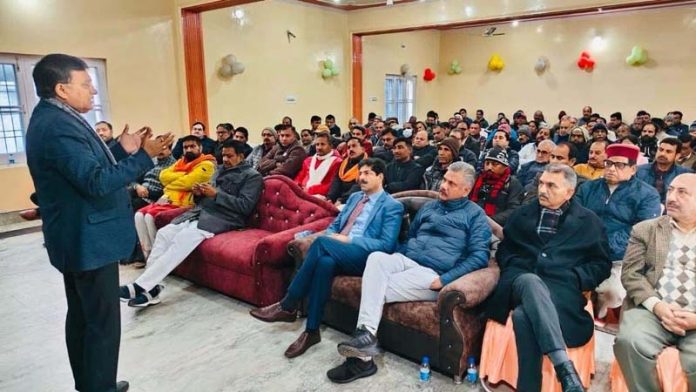 BJP general secretary Vibodh Gupta addressing a meeting at Roop Nagar on Sunday.