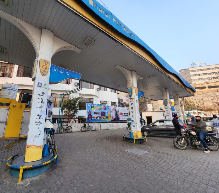 Potential fuel shortage looms in J&K as stalemate between Tanker Owners Assn, BPCL continues