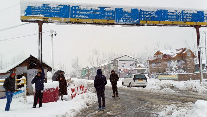 National Highway closed for traffic movement due to heavy snowfall at Qazigund. -Excelsior/Sajad Dar