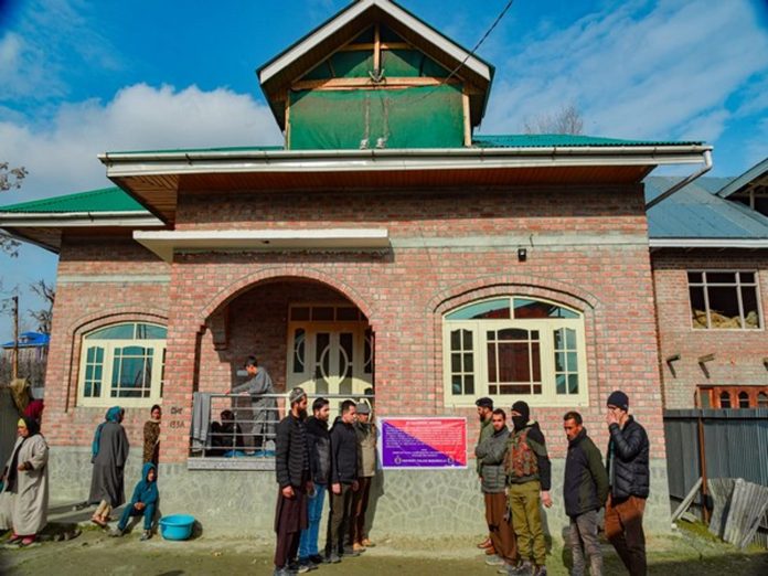 Police Seize Properties Worth ₹60 Lakh Of Drug Peddlers In J&K's Baramulla