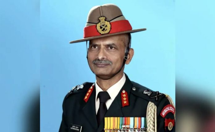 Army Comdr visits LoC