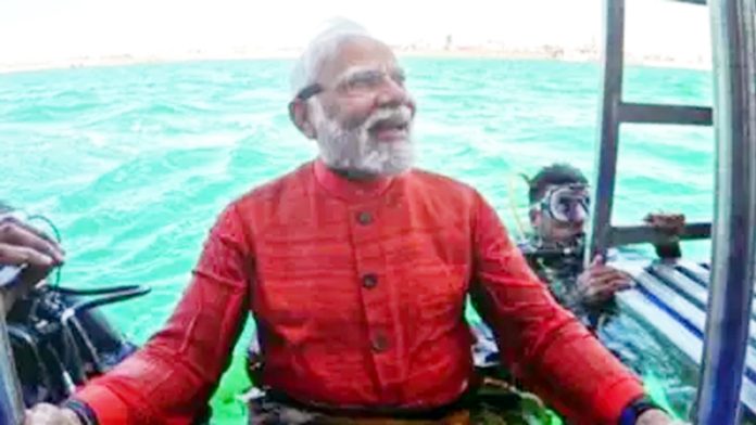 Divine experience, says PM Modi after scuba diving to perform prayers at ancient Dwarka city