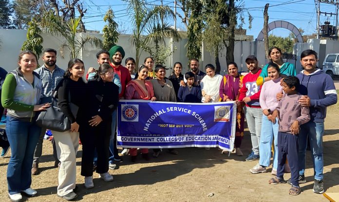 Staff and NSS volunteers of GCoE Jammu during donation drive at Muskan.