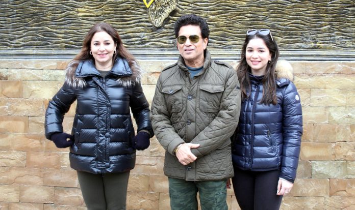 Cricket legend Sachin Tendulkar alongwith family visited the Aman Setu Bridge at Kaman Post on the Line of Control in Uri, Baramulla. — Excelsior/Aabid Nabi