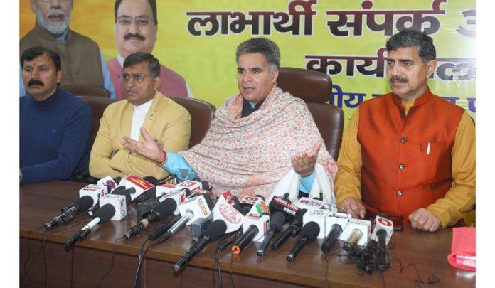 BJP J&K president, Ravinder Raina along with MP Jugal Kishore Sharma, general secretary, Vibodh Gupta and other party leaders at a press conference at Jammu on Wednesday. —Excelsior/Rakesh